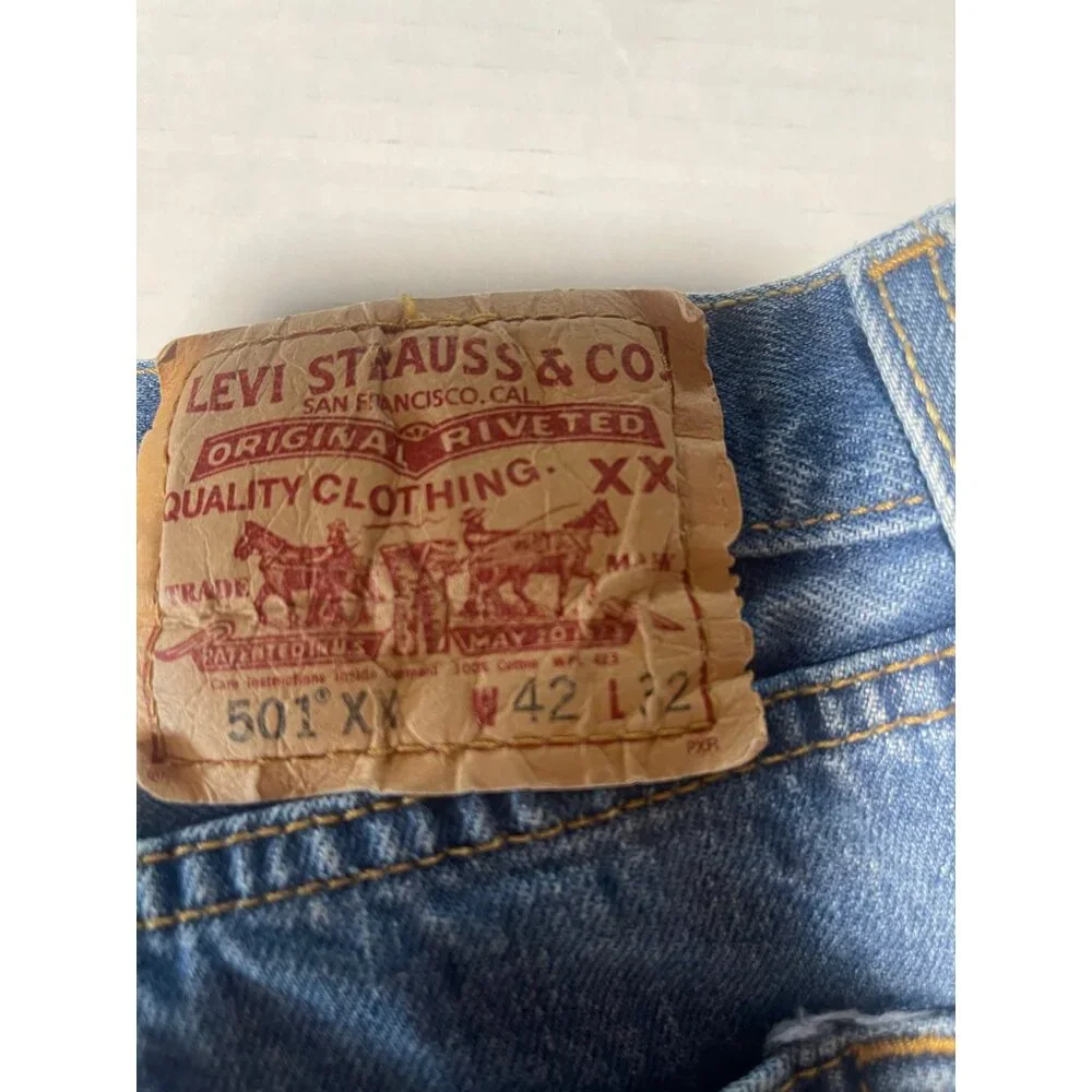 Levi 501 XX  Men's 42x32 2006‎ Blue  Denim Button Fly Jeans